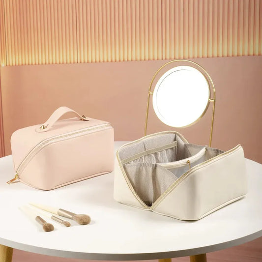 KTX-694739 Trendy Large Capacity Travel Cosmetic Bag in PU with Zipper Closure