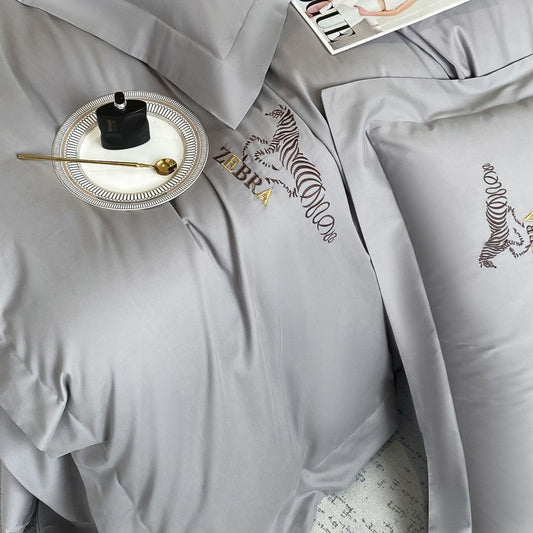 KTX-001939 Light Brushed Solid Color Pure Cotton Four-Piece Bedding Set for Autumn and Winter