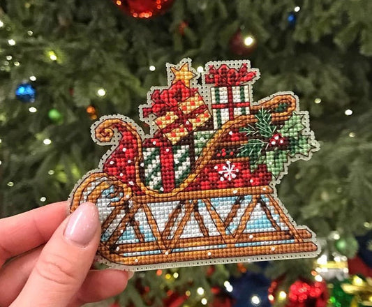 KTX-860499 Christmas Sleigh Cross Stitch Ornament Kit - 14ct, 48x60 Grid, Complete with Color Printing Design