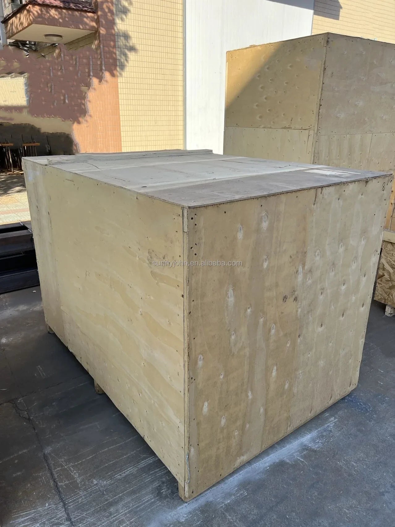 KTX-734227 Compact Dehumidifier for Efficient Moisture Control