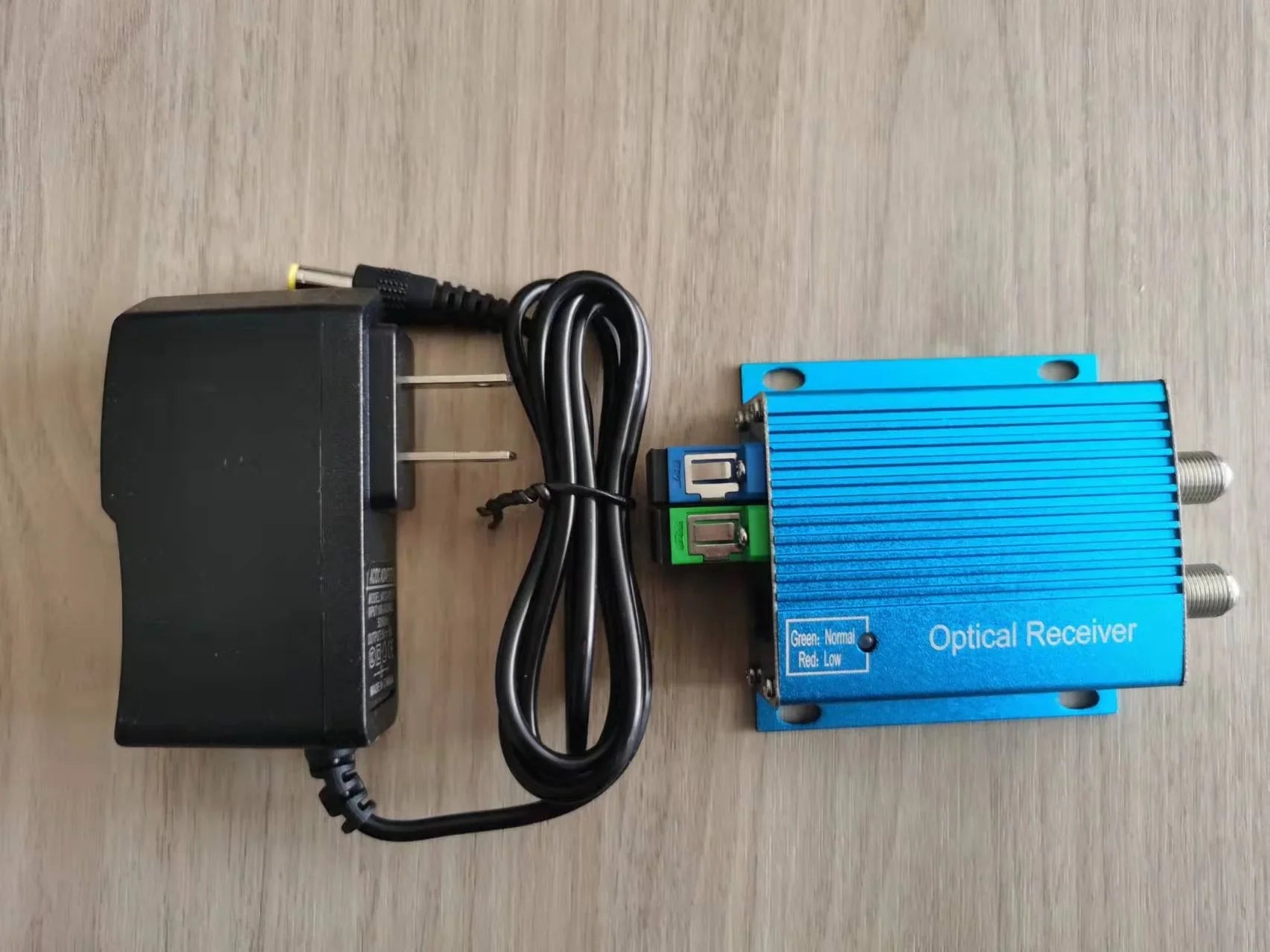 KTX-008211 High Level FTTH CATV Optical Receiver with 2 Outputs and AGC for Satellite TV, WDM Mini Node Receiver