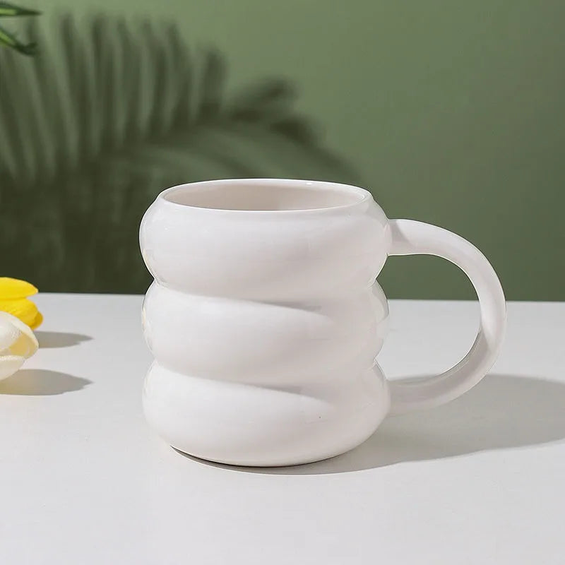 KTX-859091 Modern Ceramic Latte Mug with Donut Design - Ideal Gift for Couples