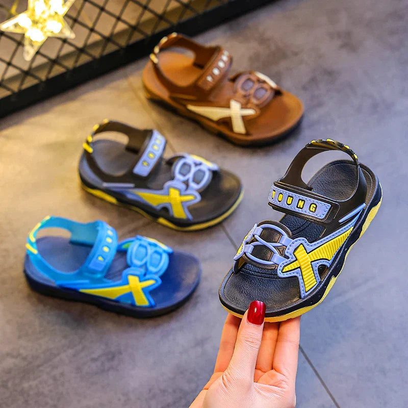 KTX-624083 Boys' Slides and Slippers Kids' Beach Shoes Wholesale PVC Children's Summer Sandals for Outdoor Play