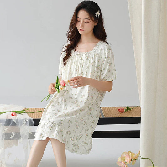 KTX-427475 Hot Selling Women Sleepwear Short Sleeved Small Floral Fragments Night-gown Lady Nighty Sexy Lovely Women Nightdress for Home