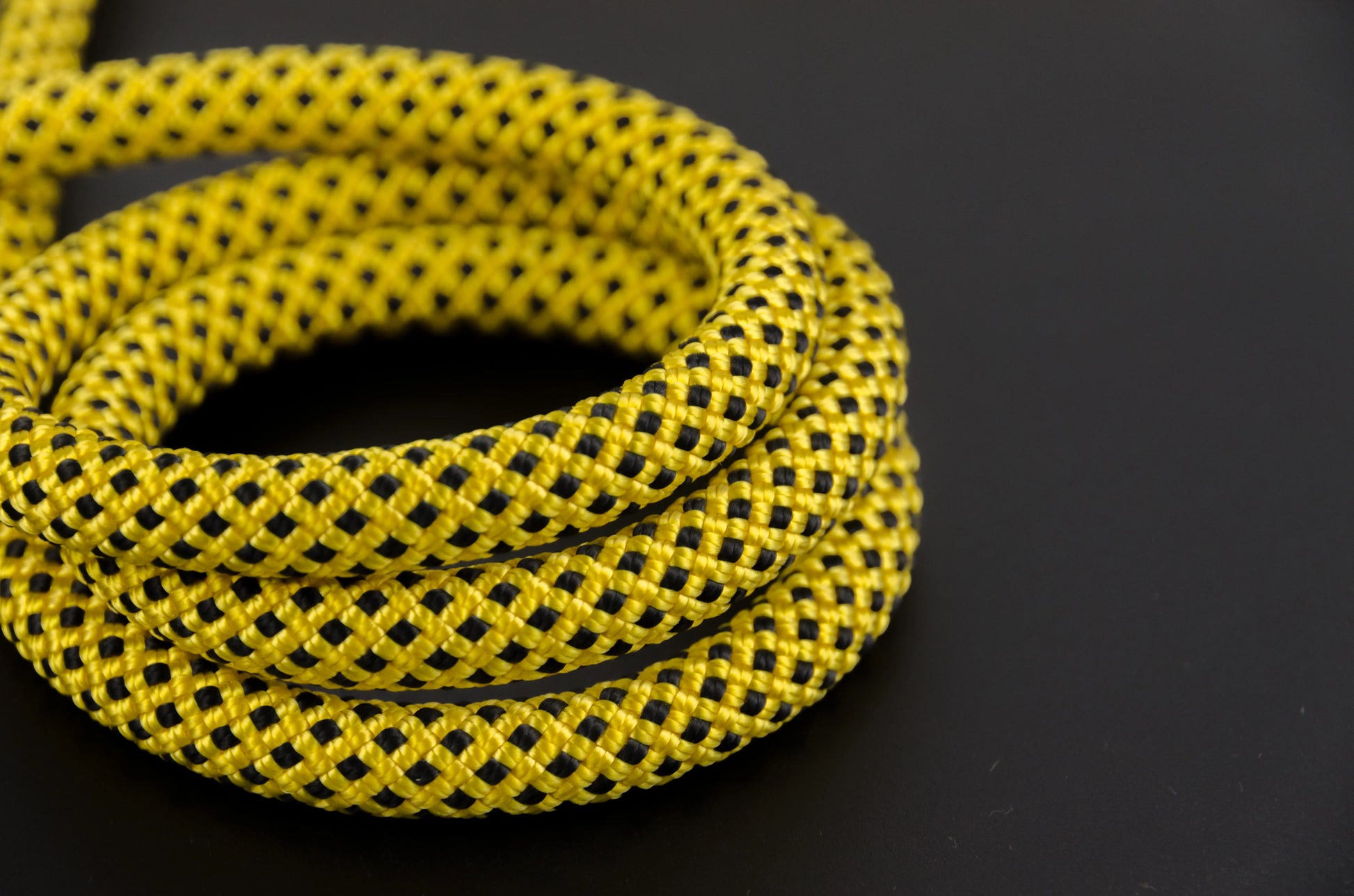 KTX-109331 Dynamic Nylon Climbing Rope 8.7mm for Outdoor Sports and Safety Activities