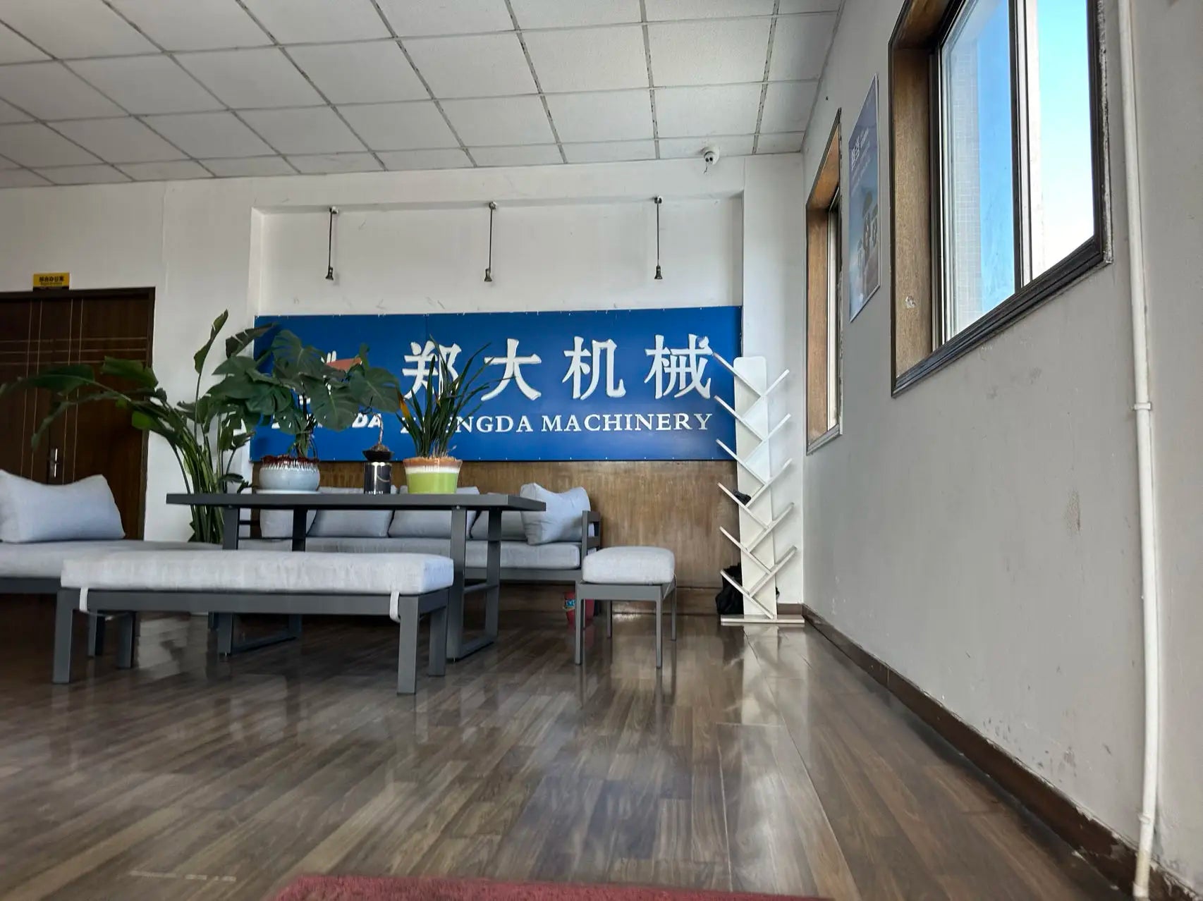 KTX-635923 Industrial Thermal Dehumidifier for Quick Moisture Control and Air Quality Management