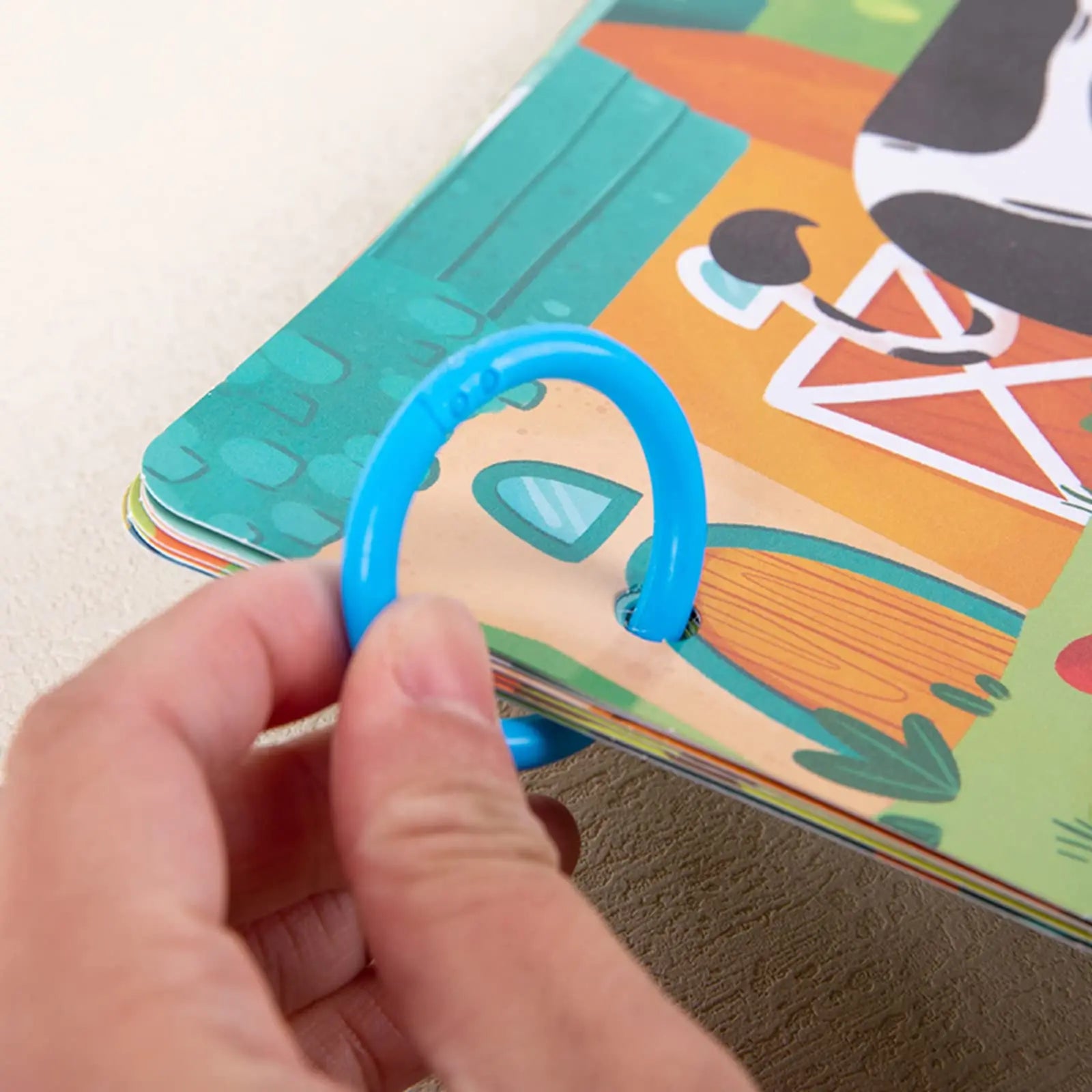 KTX-099923 Early Learning Montessori Busy Book for Toddlers, Activity Book with Farm Themes, Educational Interactive Toy