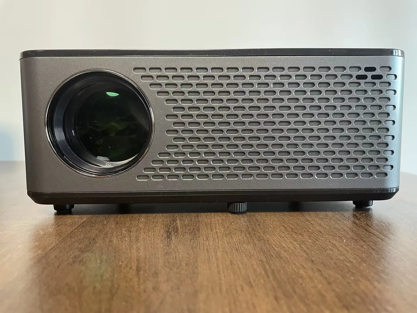 KTX-763027 Portable Wireless Ultra HD Projector for Home Cinema Experience