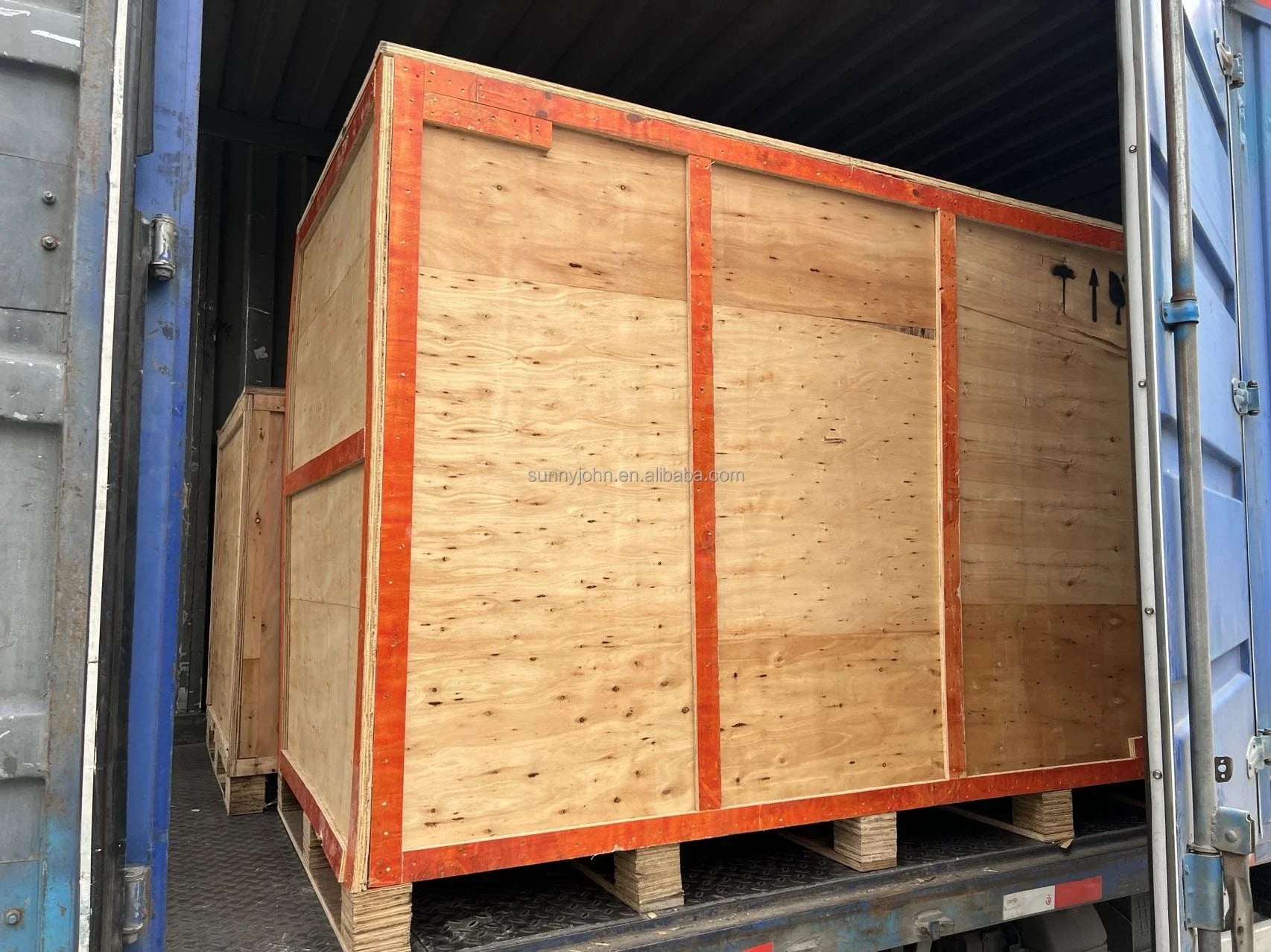 KTX-734227 Compact Dehumidifier for Efficient Moisture Control