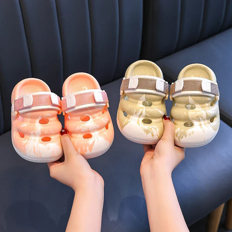 KTX-689619 Summer Wholesale Cute Leather Casual Shoes with Stock Availability Soft Sole Non-Slip Cartoon Baby Buckle Toddler Sandals