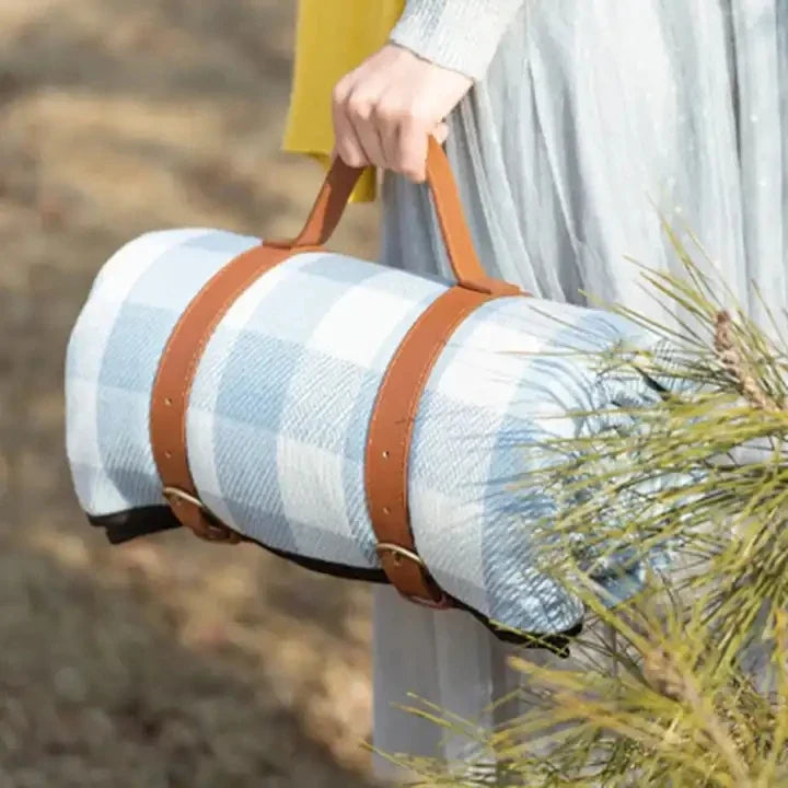 KTX-644307 Extra Large Waterproof Picnic Blanket with Vegan Leather Strap and Logo for Camping and Outdoor Use