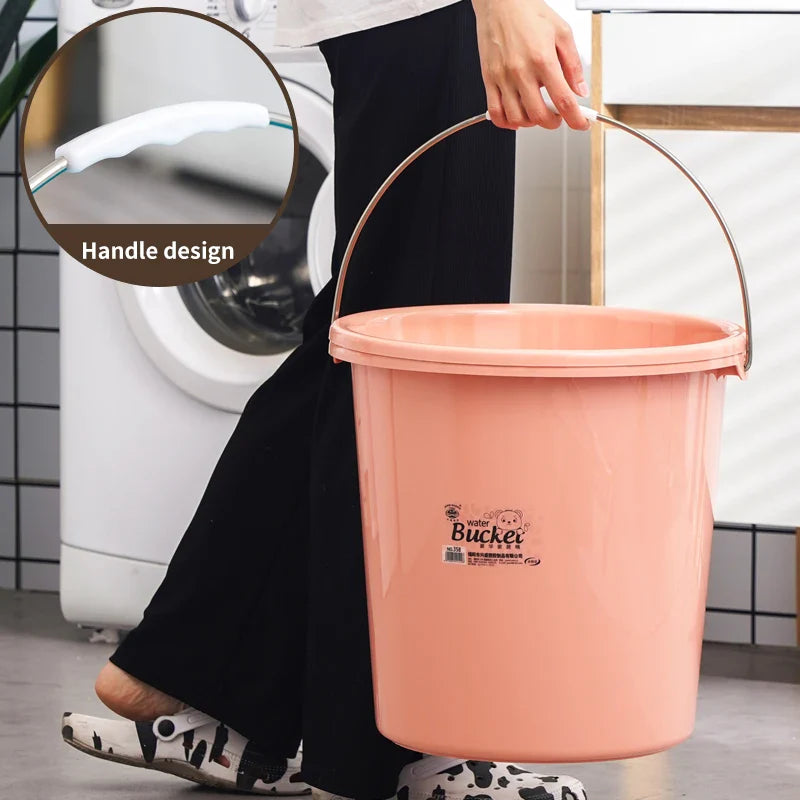 KTX-857939 Round PP Plastic Bucket with Lid for Bathroom and Washroom Use