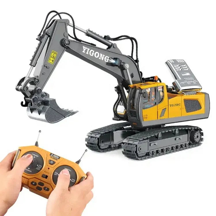 KTX-582163 1/24 Scale Remote Control Excavator with 11 Channels, Lights and Sounds, Rechargeable Battery