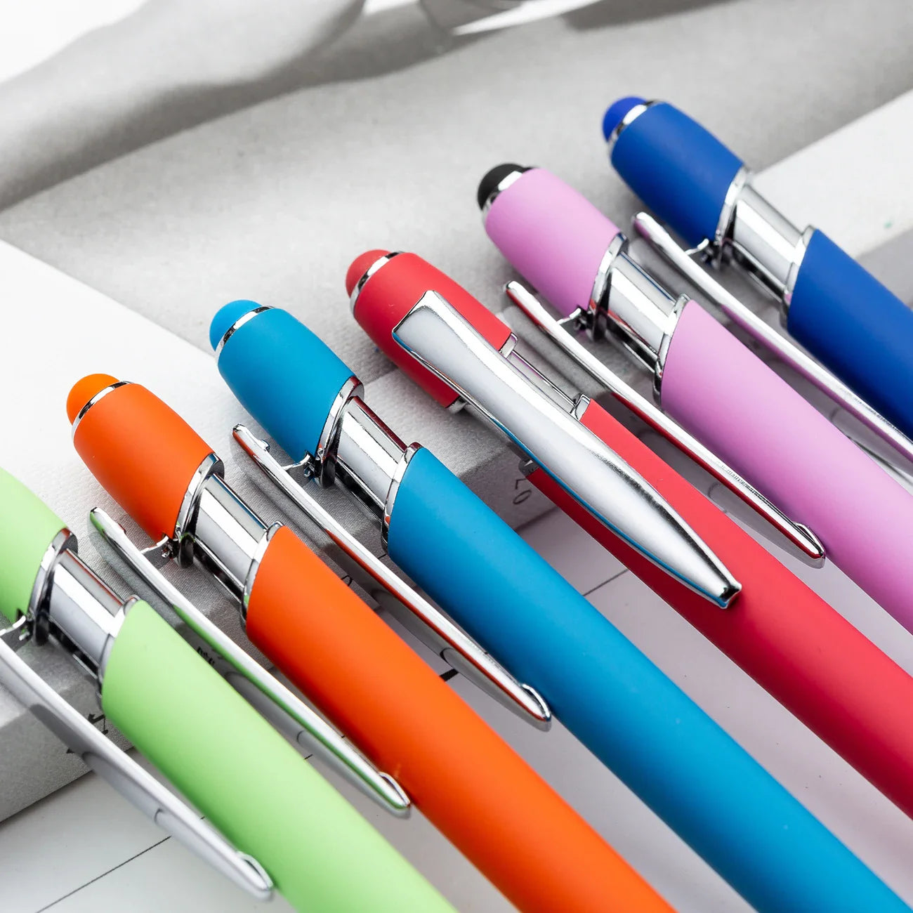 KTX-585299 Multifunctional Metal Ball Stylus Soft Touch Screen Pen 2 in 1 with Custom Logo Options