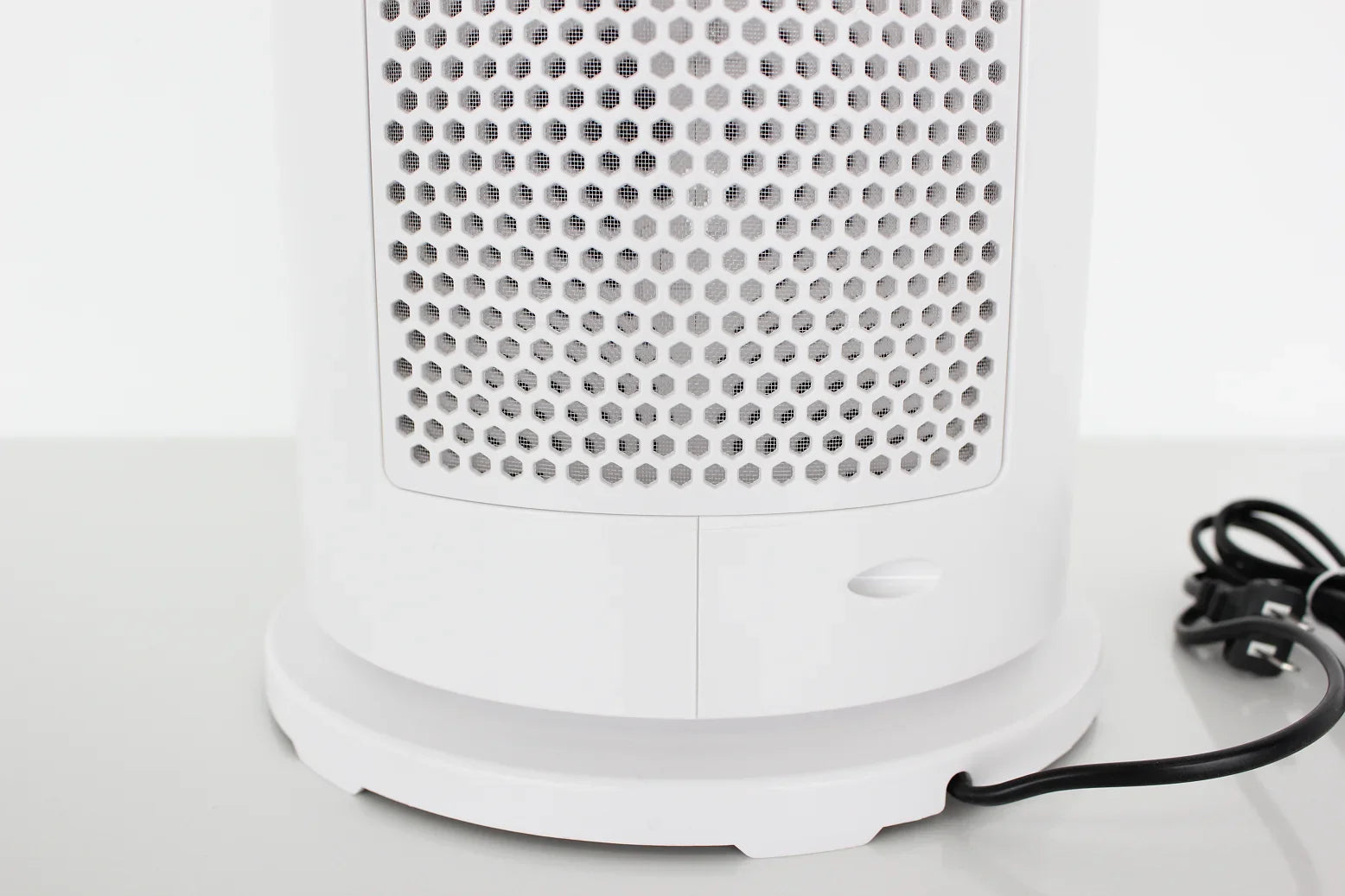 KTX-606611 Bladeless Tower Fan with Remote Control - Affordable Electrical Cooling Solution