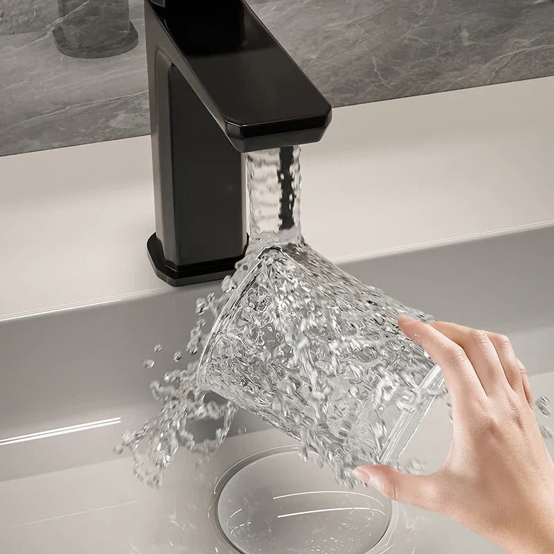 KTX-956243 Eco-Friendly Transparent Wall Hanging Toothbrush and Cosmetic Cup Holder for Bathroom