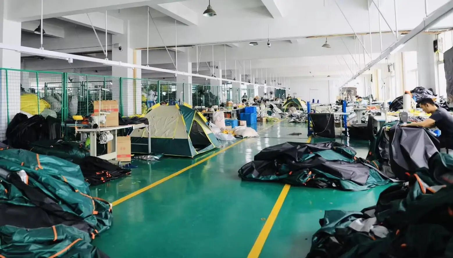 KTX-633619 Single Person Pop-Up Tent - Waterproof, Windproof Canopy for Fishing, Hiking, and Beach Use