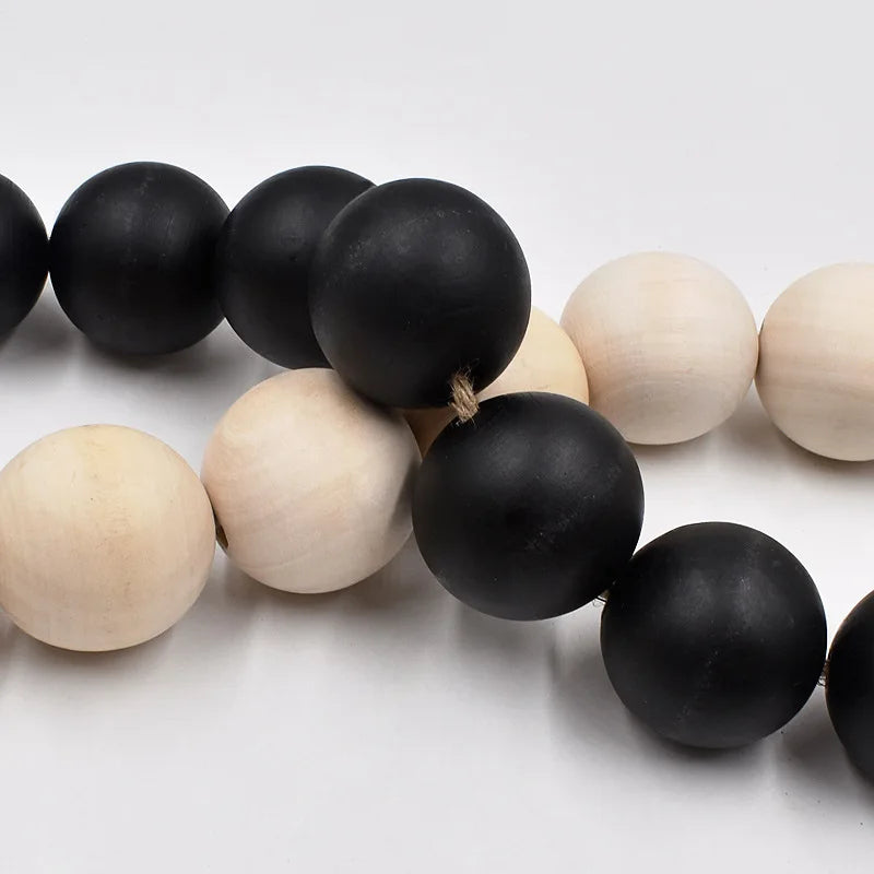 KTX-780051 Large Black and Natural Wood Bead Garland with 4cm Diameter Beads for Home Décor