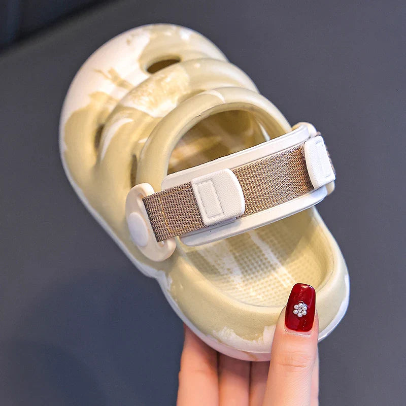 KTX-689619 Summer Wholesale Cute Leather Casual Shoes with Stock Availability Soft Sole Non-Slip Cartoon Baby Buckle Toddler Sandals