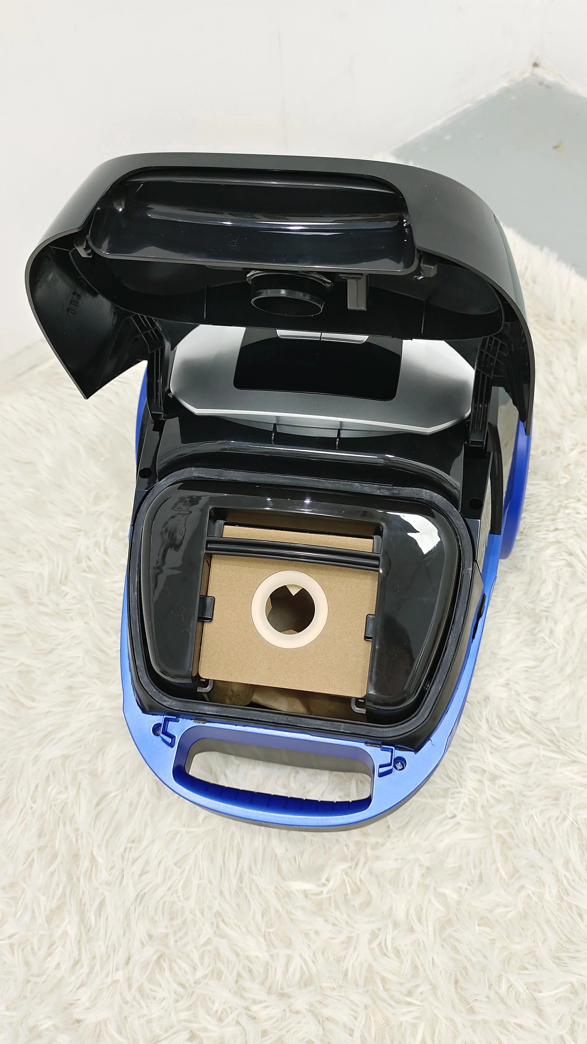 KTX-559891 Powerful 2000W Canister Vacuum Cleaner for Carpet and Home Use