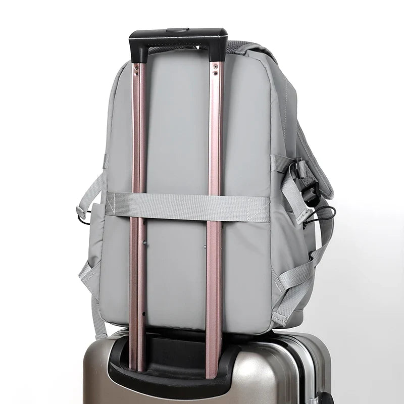 KTX-035091 Large Capacity 17 Inch Polyester Backpack for College and Travel, Ideal School Bag for Men