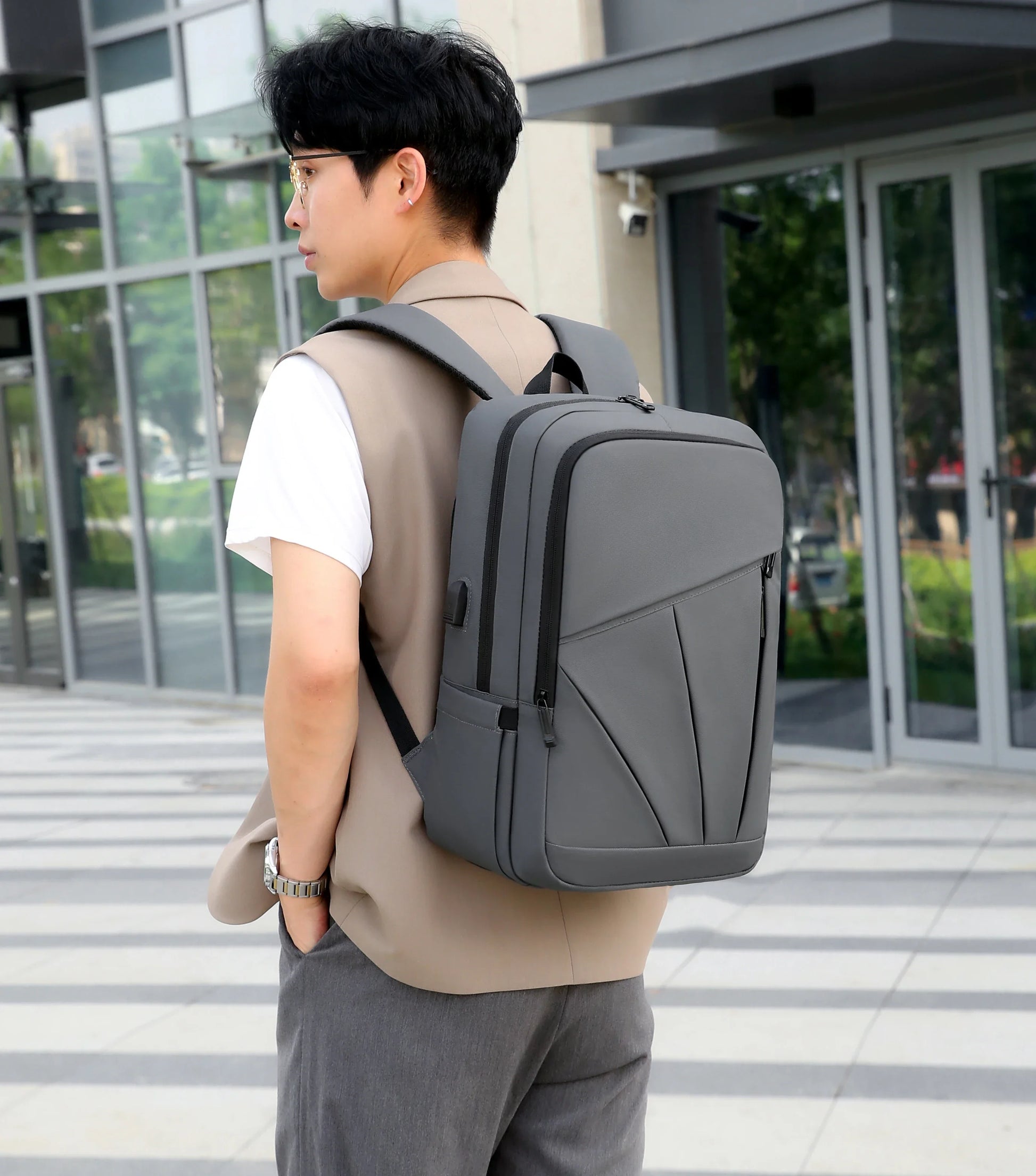 KTX-111827 Men's Business Backpack, Anti-Theft, Waterproof Oxford Material, Smart Design with Multiple Compartments