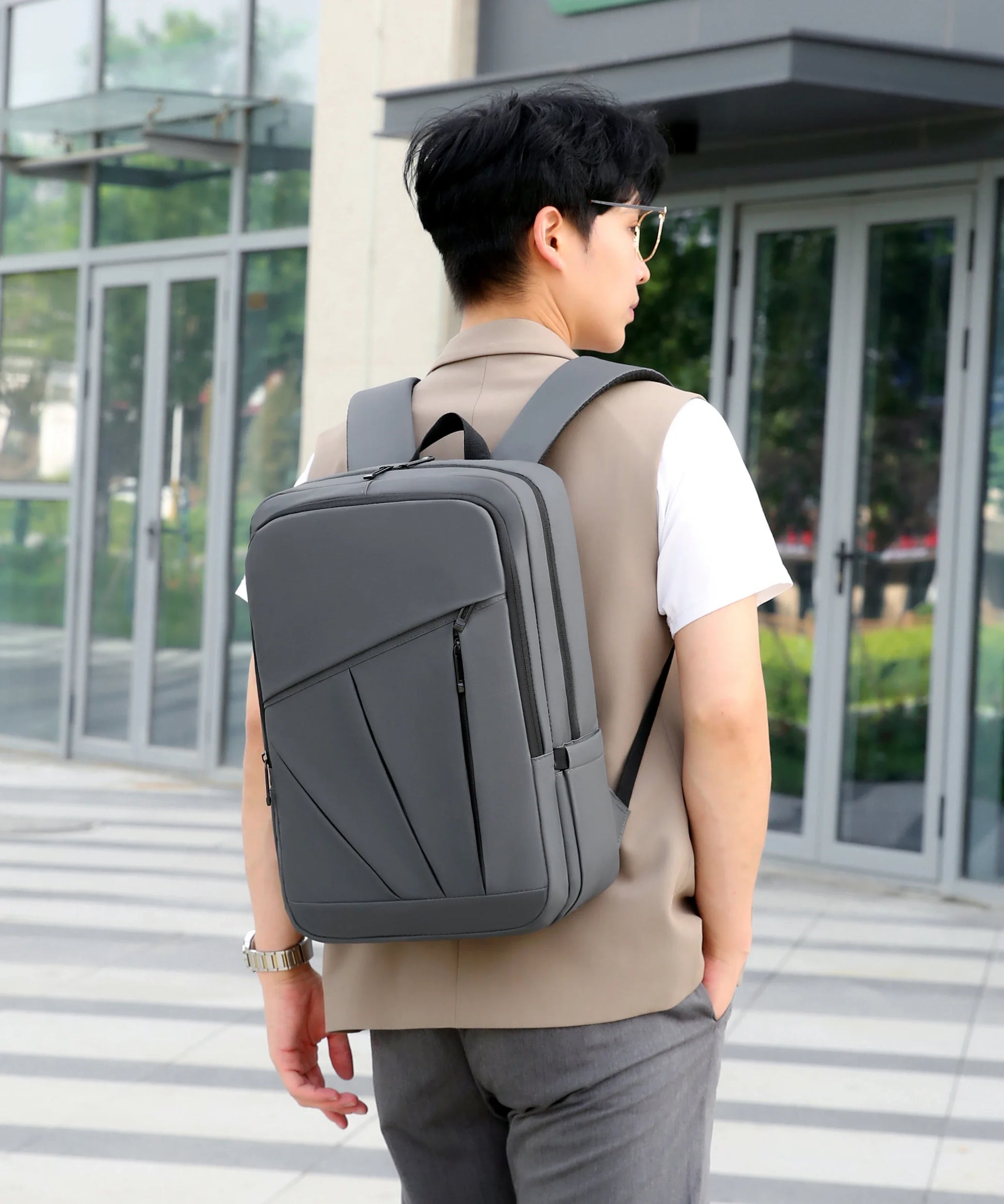 KTX-111827 Men's Business Backpack, Anti-Theft, Waterproof Oxford Material, Smart Design with Multiple Compartments