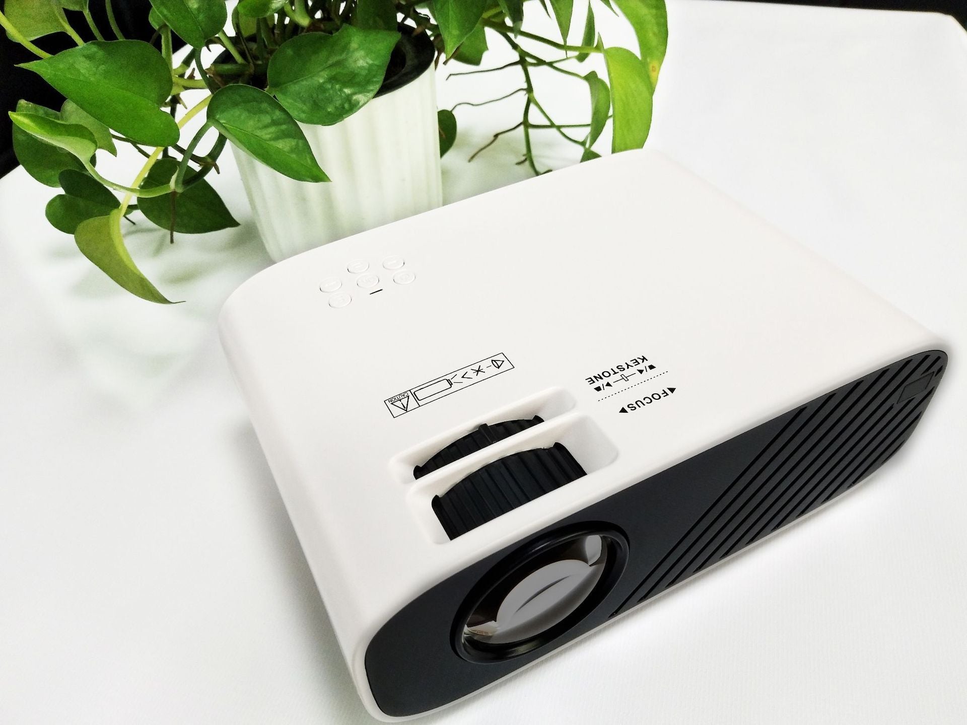 KTX-061715 Portable Desktop Projector with 1280x800 Resolution and 100-500 Inch Projection Size