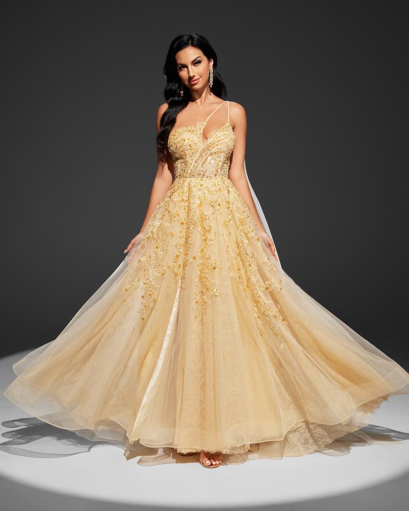 KTX-085139 Elegant Yellow Evening Gown for Women - Model EZ25003