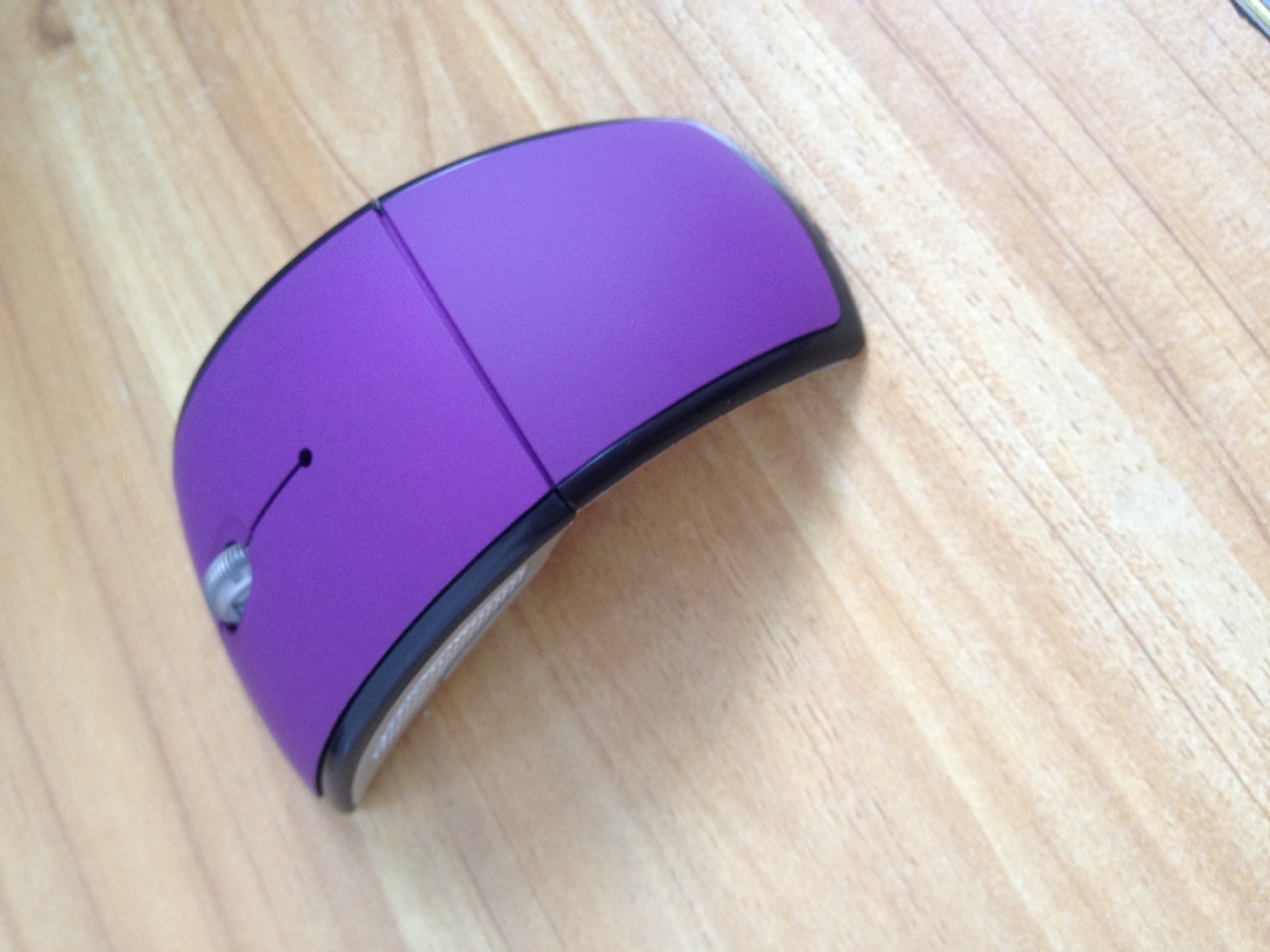 KTX-172371 Folding Wireless Optical Mouse with 1600 DPI and 10m Range in Multiple Colors