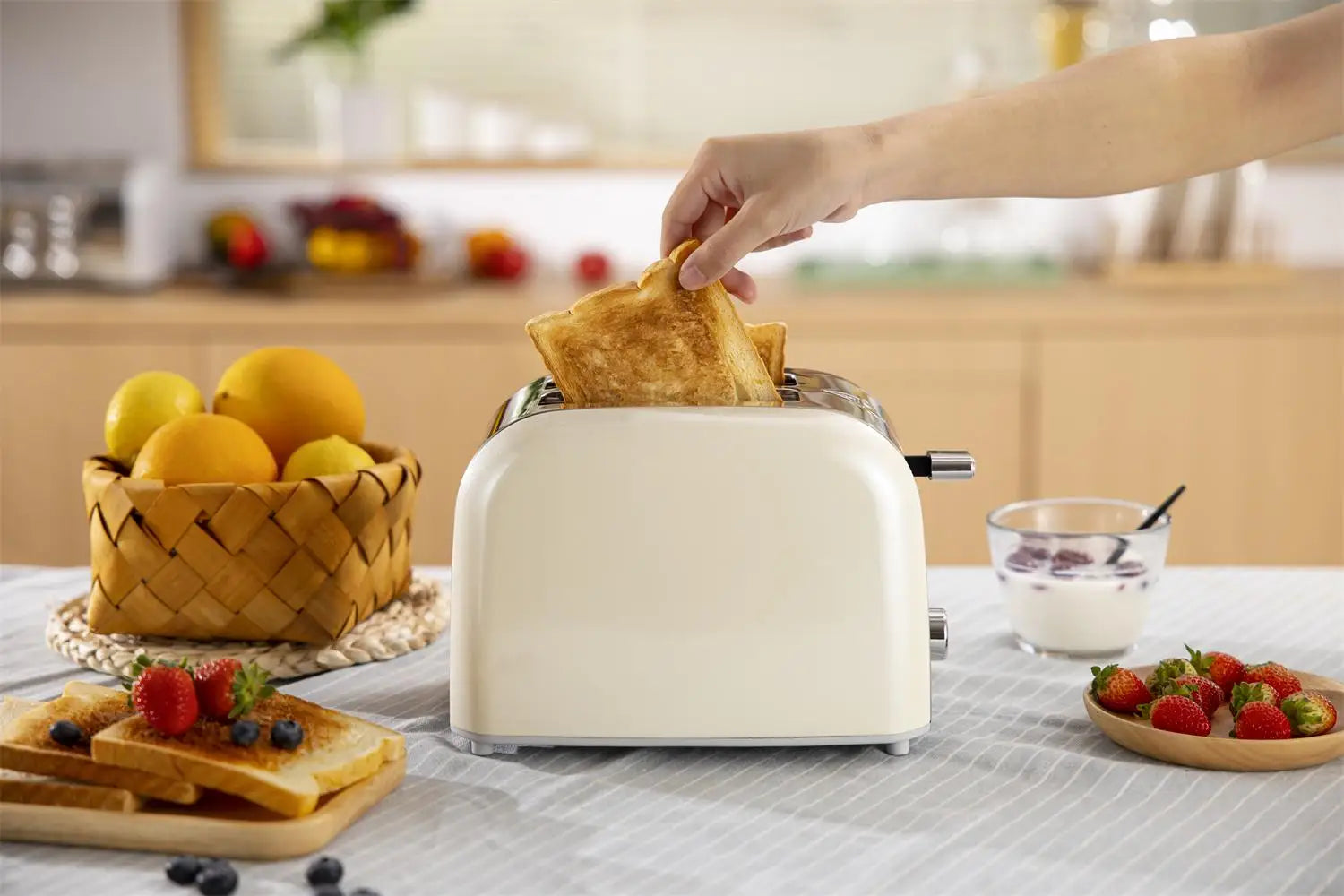 KTX-601875 Stainless Steel 2-Slice Electric Sandwich Toaster with Smart Features