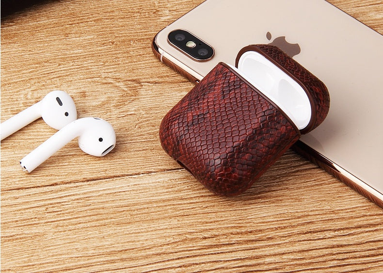 KTX-263123 Snakeskin Pattern Earphone Protector for iPhone Models, TPU and Leather Construction, Handmade Design