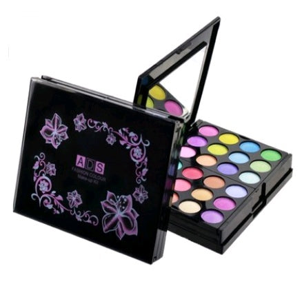 KTX-909459 All-in-One Makeup Gift Set with Eyeshadow Palette, Blush, Bronzer, and Concealer for Natural Looks
