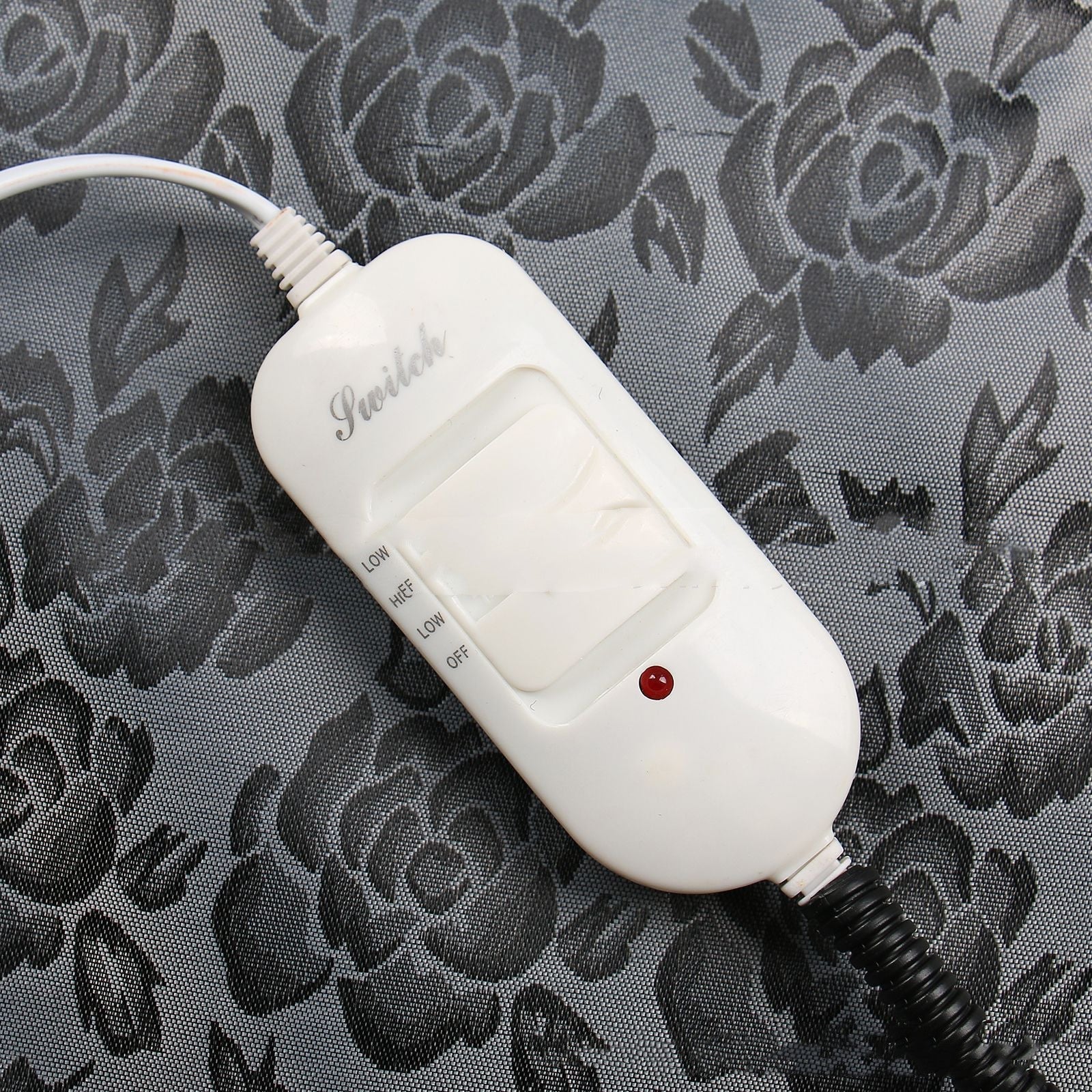 JMT-829962 Electric Pet Heating Blanket - 45cm x 45cm - Dual Temperature Control for Comfort and Warmth