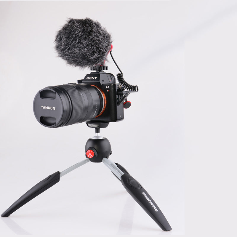 KTX-642963 Portable Tripod Stand for Mobile Phones with Live Streaming Capability