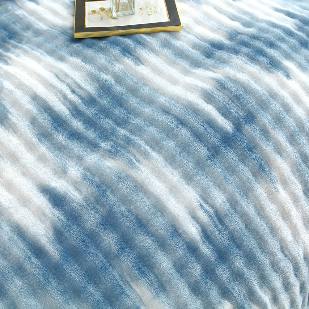 KTX-000787 Reversible Blue Camouflage Plush Comforter Set - Ultra Soft Faux Rabbit Hair, All-Season Bedding, Geometric Design