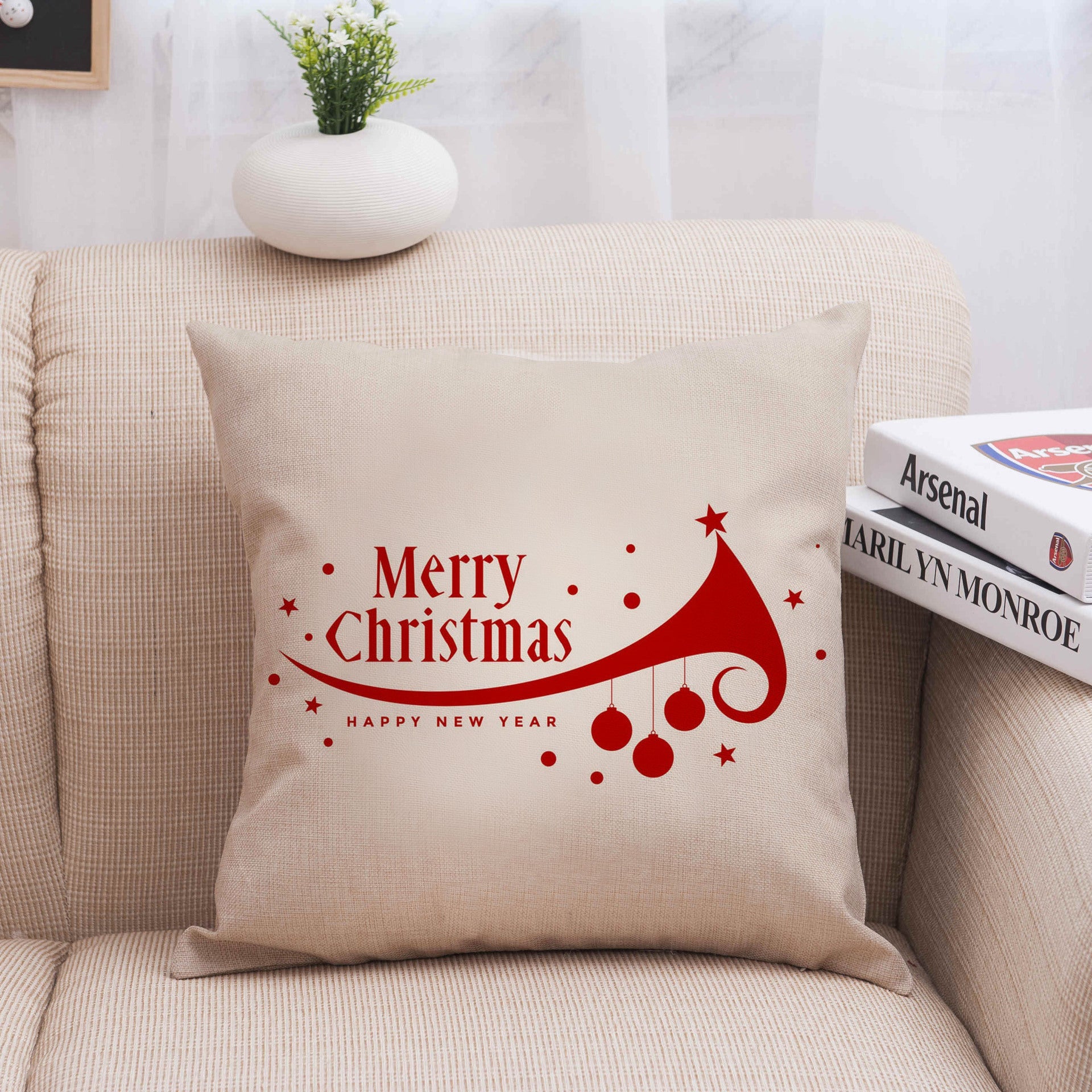 KTX-013587 Christmas-Themed Polyester Pillowcase for Cozy Holiday Decor