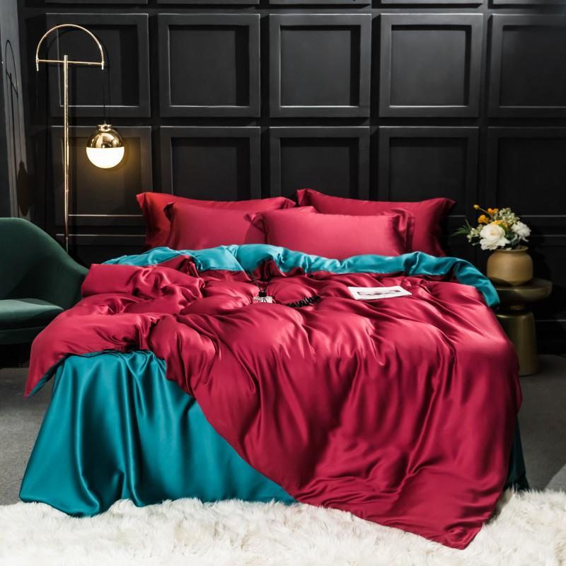 KTX-038163 Elegant Double-Sided Tencel Four-Piece Bedding Set with Pillowcases and Blanket