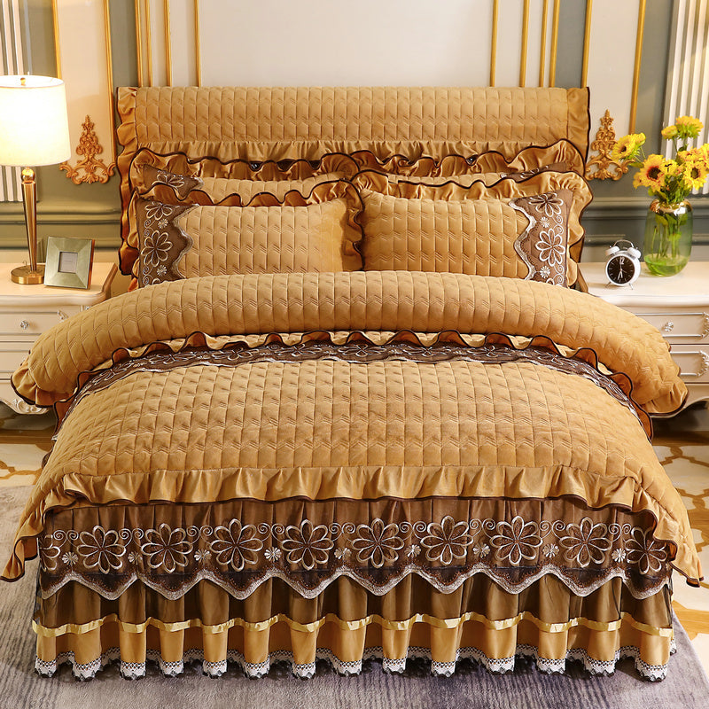 KTX-039635 Crystal Velvet Quilted Four-Piece Duvet Cover and Bed Skirt Set