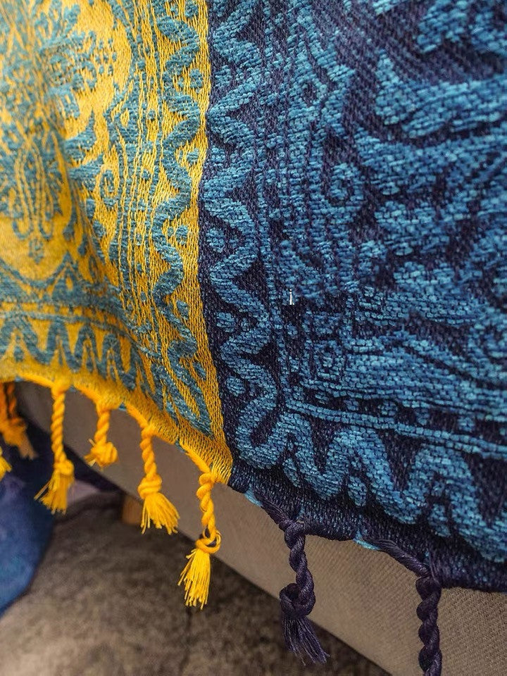 KTX-041619 Nordic Folk Style Fullcover Chenille Sofa Blanket - Polyester, Available in Blue and Red, Sizes 150x190 cm and 220x260 cm