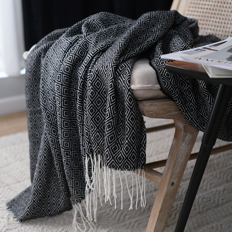 KTX-045075 Nordic Style Geometric Woven Sofa Blanket in Black - 127 x 170 CM Acrylic Material