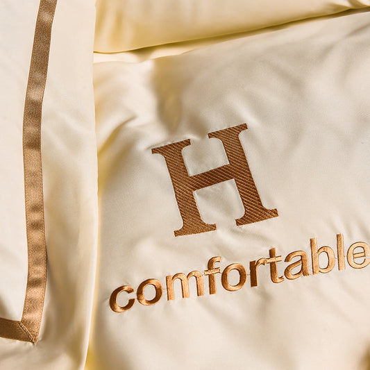 KTX-046547 Silk Bed Sheet Set - Minimalist Design, Four-Piece in Multiple Colors