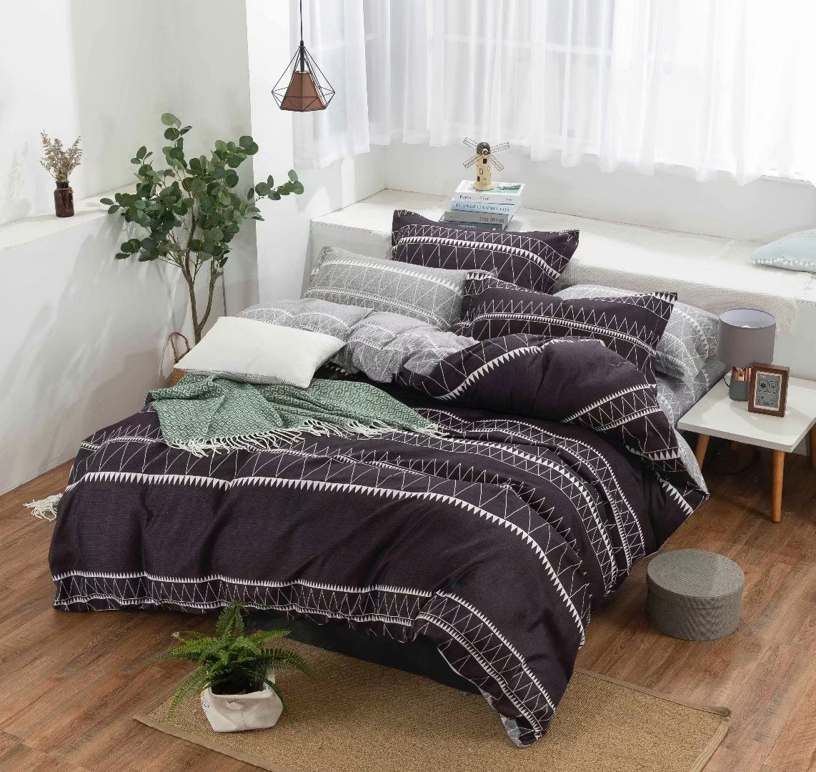 KTX-047379 Three-Piece Printed Bedding Set in Various Sizes - Soft Polyester Cotton Home Textile
