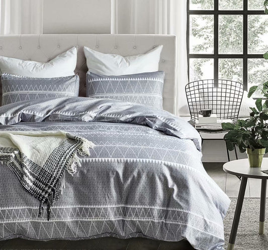 KTX-047379 Three-Piece Printed Bedding Set in Various Sizes - Soft Polyester Cotton Home Textile