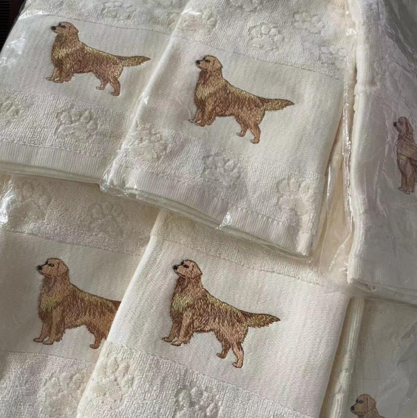 KTX-060307 Cotton Dog Embroidery Water Absorbent Towel, Soft and Comfortable 62cm x 40cm