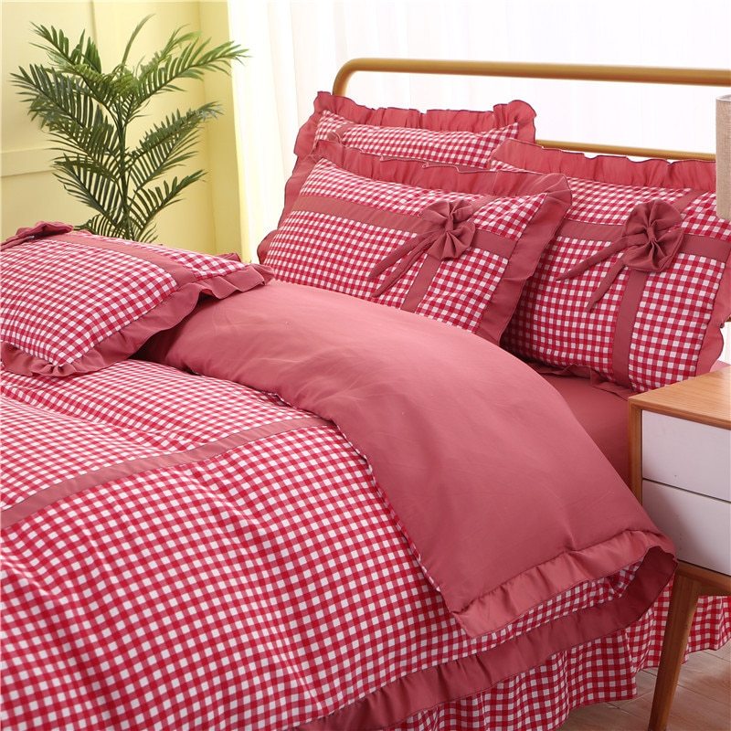 KTX-060883 Korean Style Floral Lace Four-Piece Quilt Set for Queen and King Beds