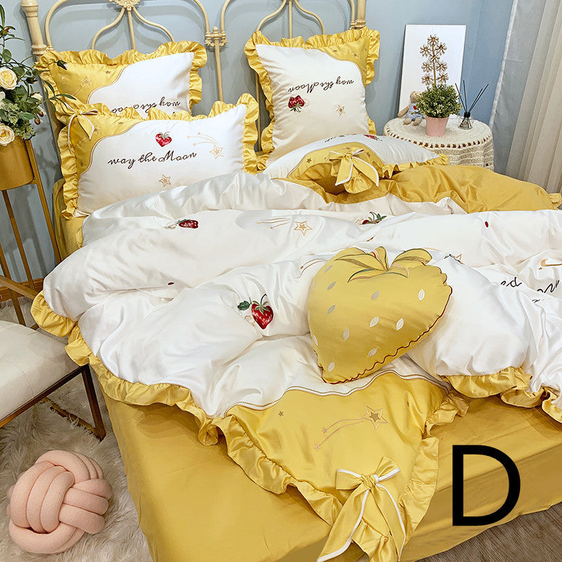 KTX-061715 Cotton Strawberry Embroidery Four-Piece Duvet Cover Bedding Set