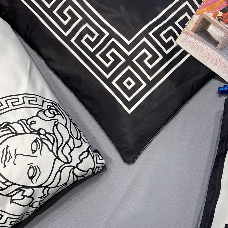 KTX-062867 Silk Cotton Nordic-Style 4-Piece Bedding Set with Modal Quilt Cover