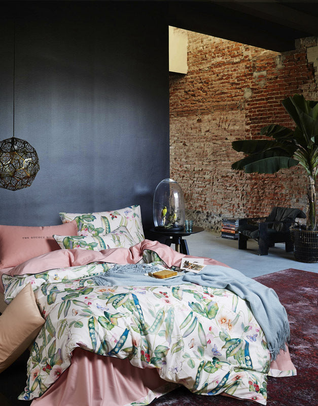 KTX-064339 Satin Long-Staple Cotton Four-Piece Quilt Cover Set with Floral Patterns in Yellow