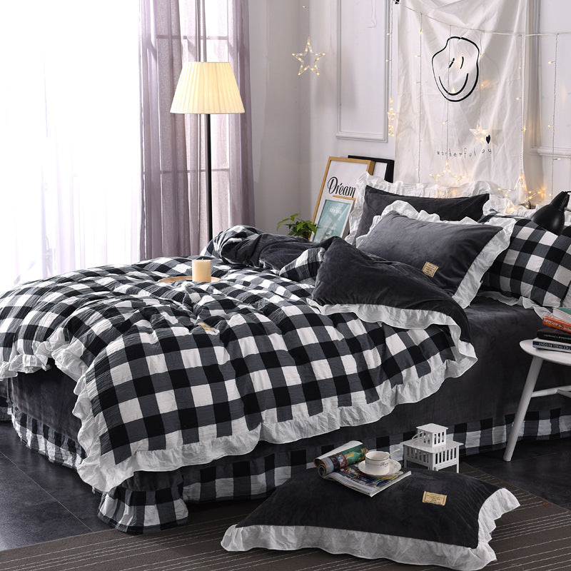 KTX-068947 Lattice Design Four-Piece Bed Set in Washed Cotton Crystal Velvet